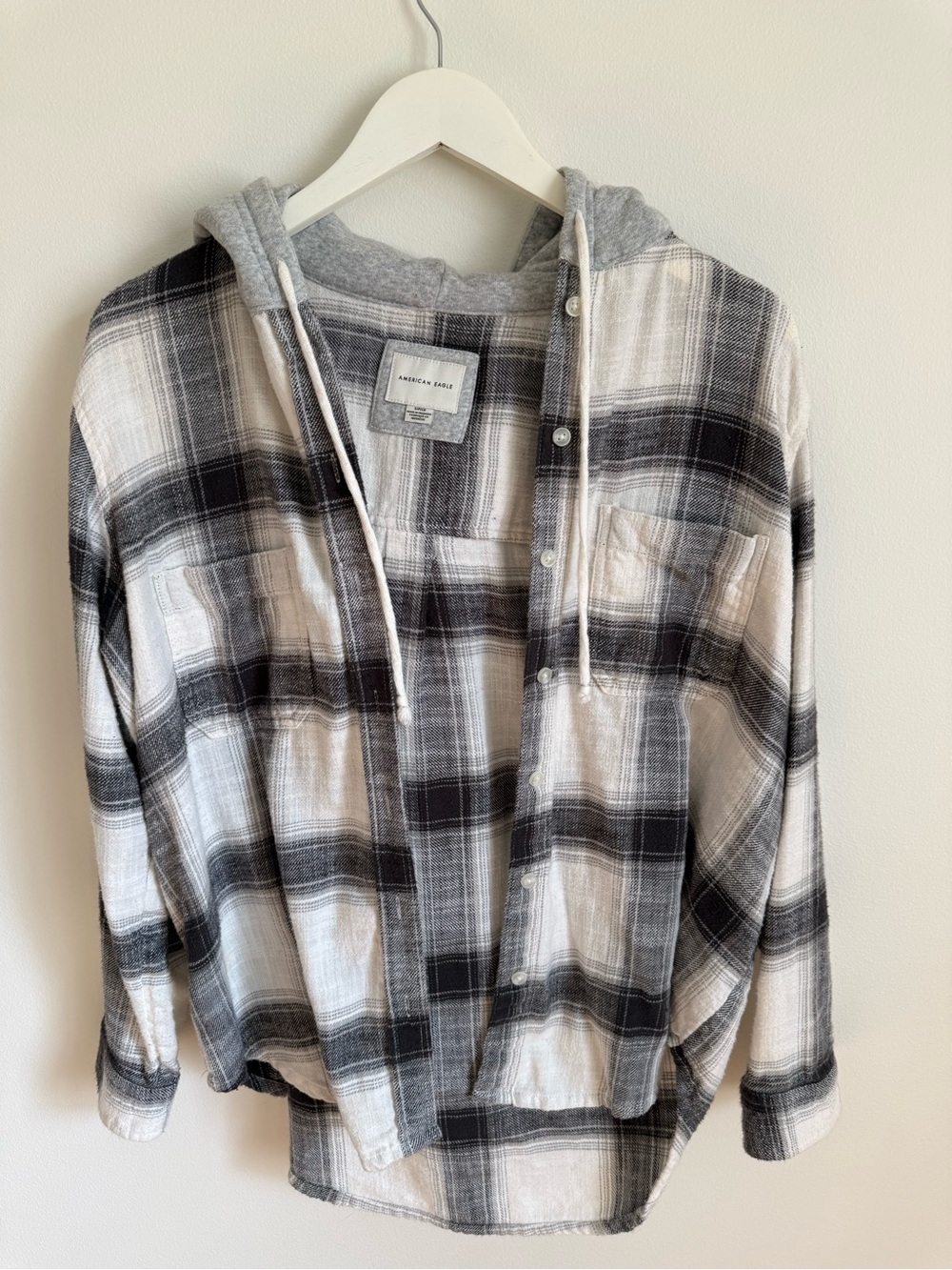 American Eagle Outfitters Black & White Plaid Hooded Button-Up Shirt